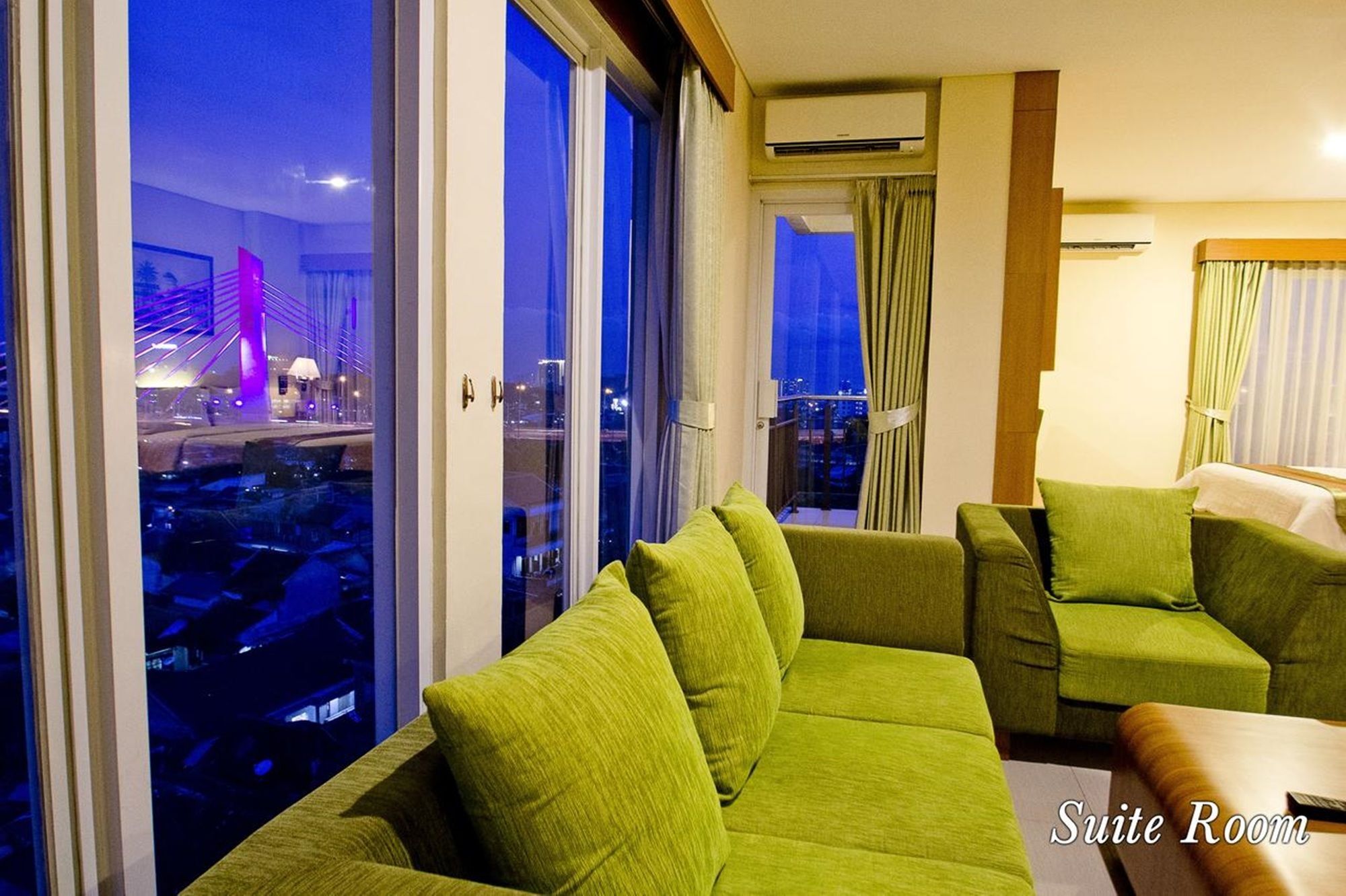 De Batara Hotel Bandung Eksteriør bilde